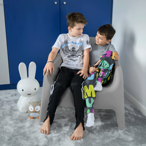 Stohovateľné kreslo, sivá, plast, SOKRA NEW